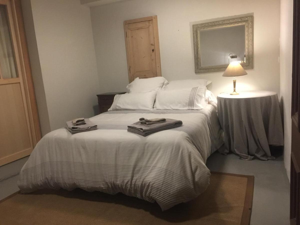 Le Logis Alexandra Bnb La Trimouille Luaran gambar