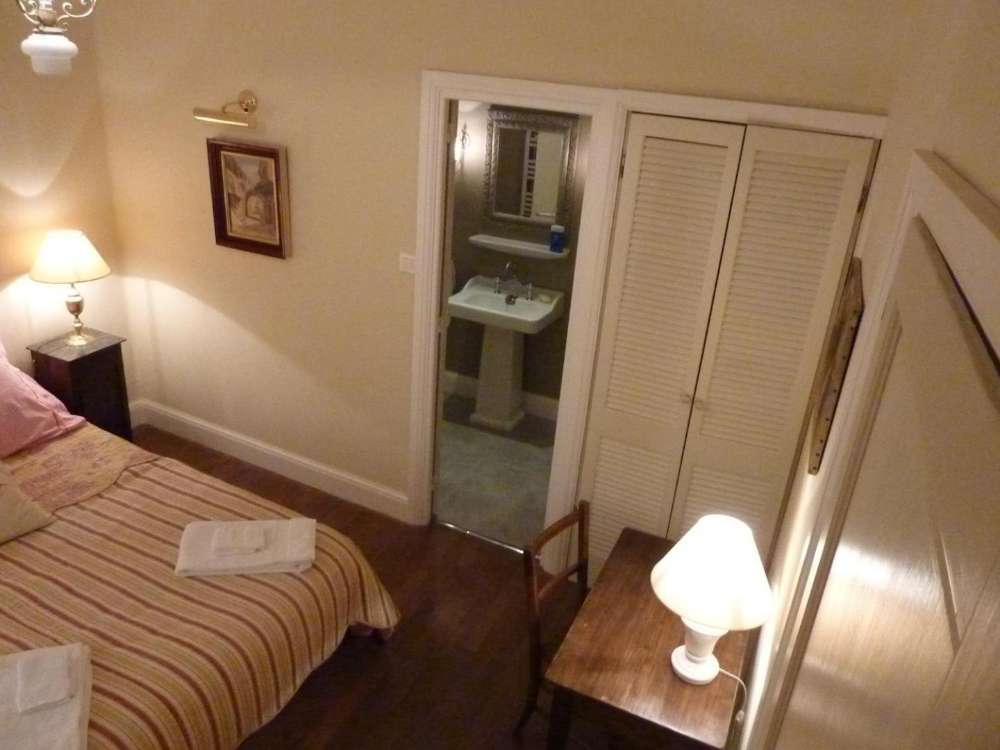 Le Logis Alexandra Bnb La Trimouille Bilik gambar