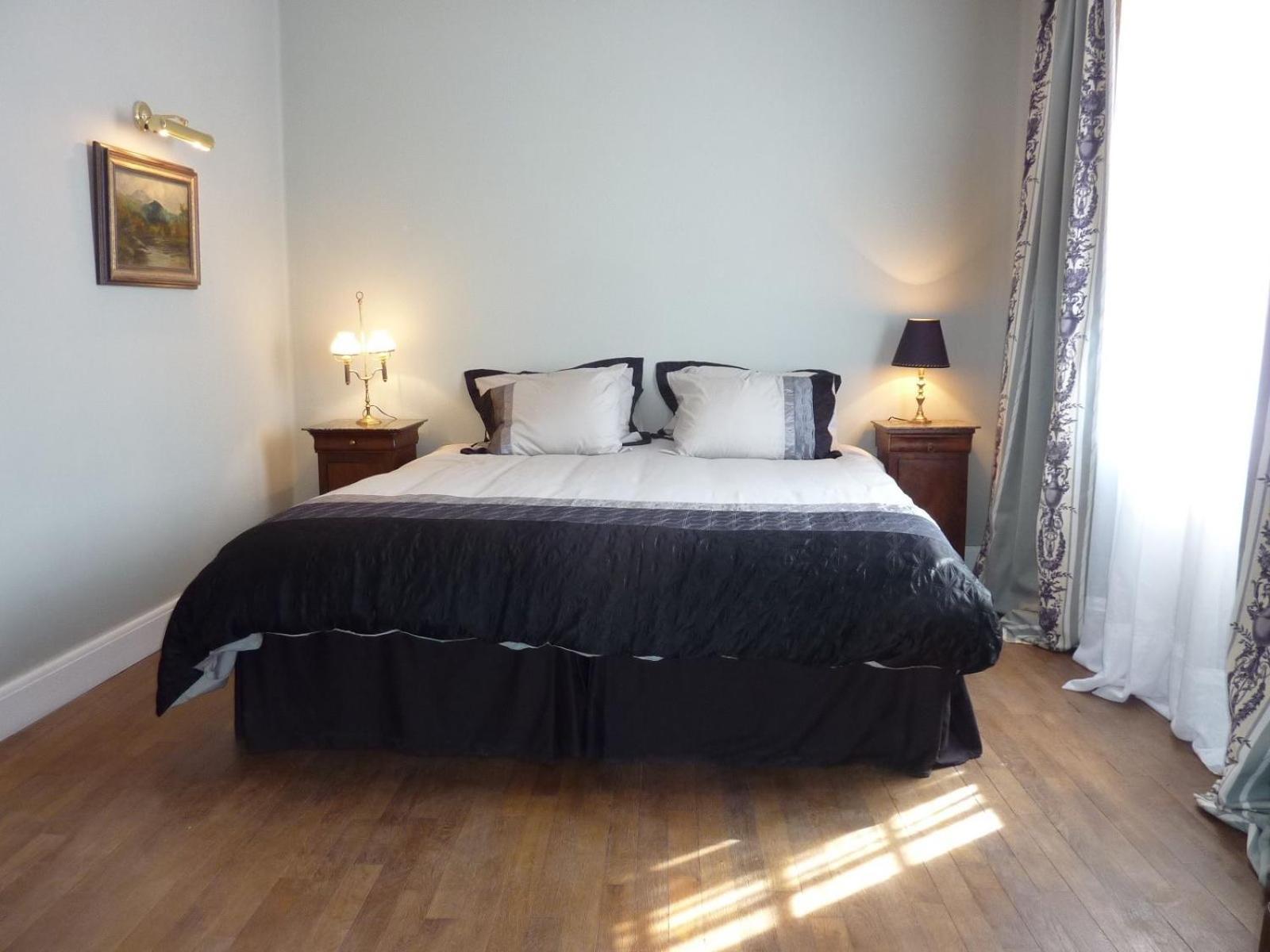 Le Logis Alexandra Bnb La Trimouille Luaran gambar