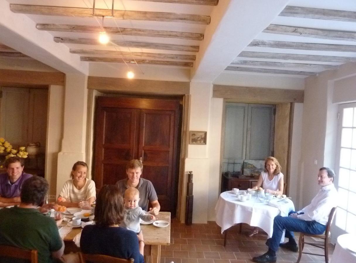 Le Logis Alexandra Bnb La Trimouille Luaran gambar