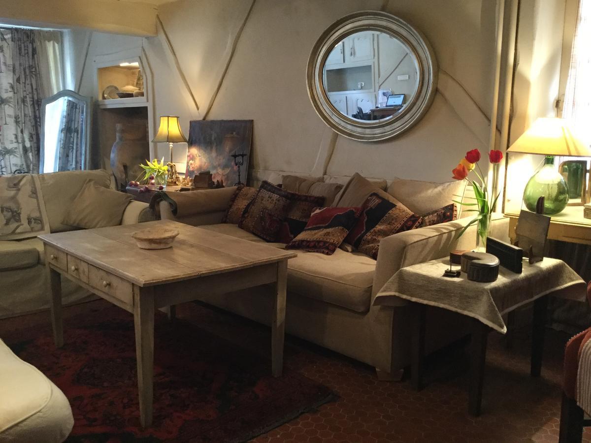 Le Logis Alexandra Bnb La Trimouille Luaran gambar